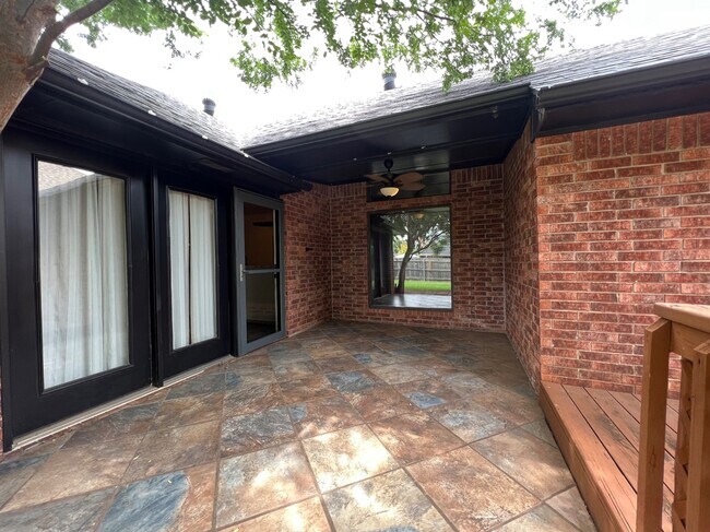 Building Photo - 1301 Copperfield Dr