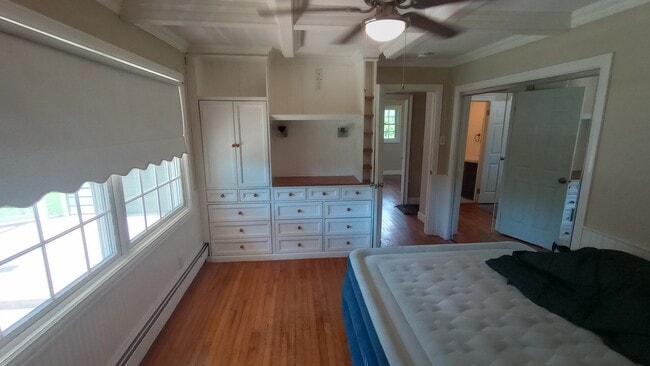 Building Photo - 45 Longfellow Dr