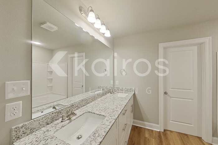 Building Photo - 22858 Balsam Dr