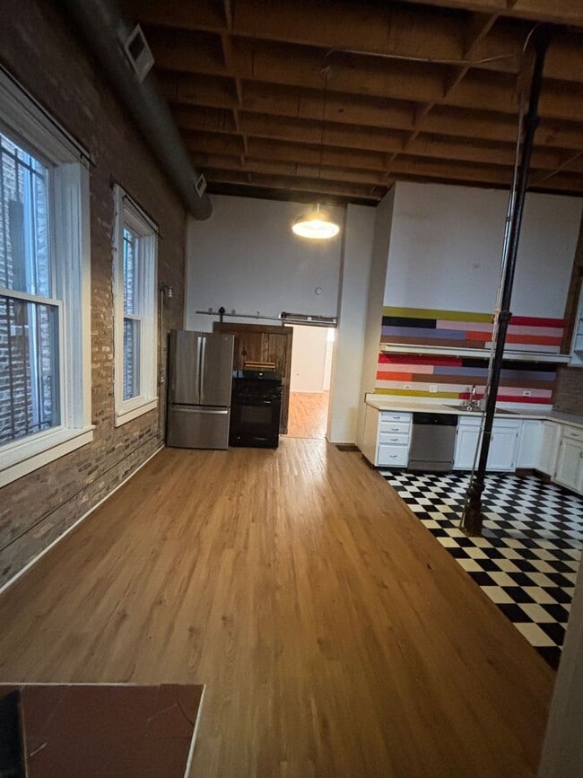 Building Photo - 3147 S Morgan St