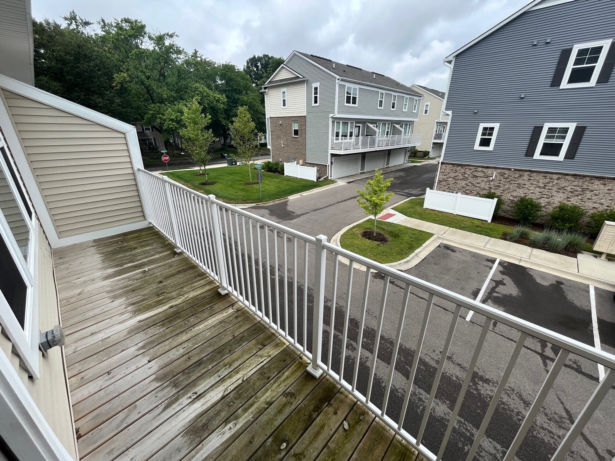 Veiw from Balcony - 587 Parkside Way