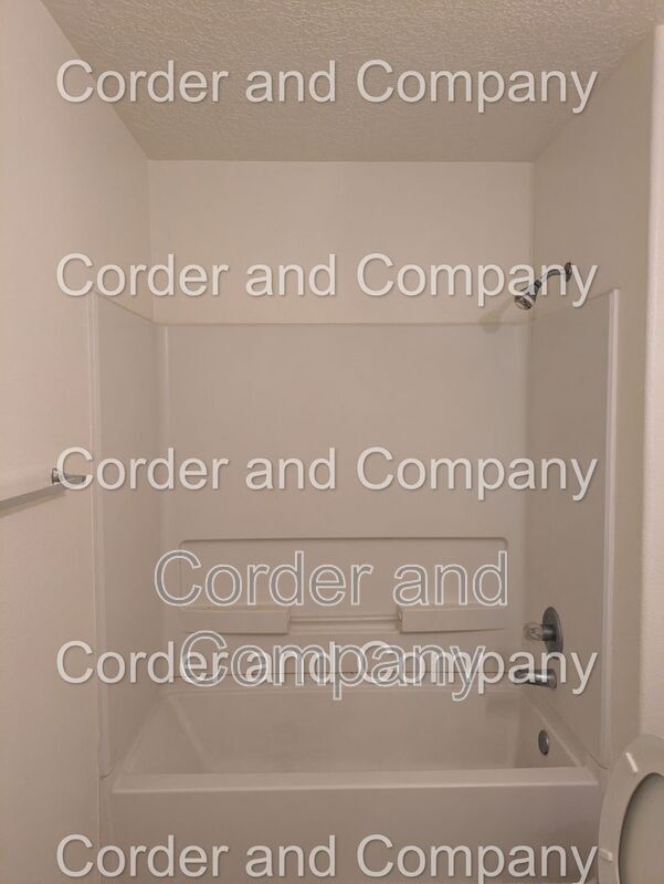 Building Photo - 949 Waterfall Dr