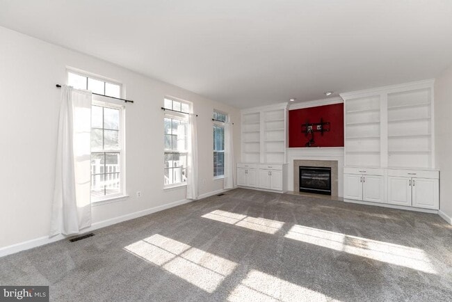 Building Photo - 3725 Sprigg St N