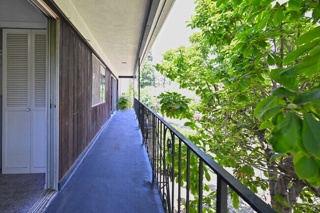 Building Photo - 11063 Ohio Ave