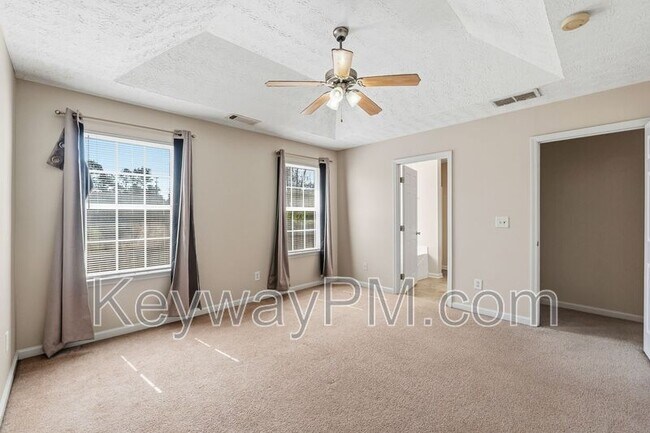 Building Photo - 296 High Meadows Cir