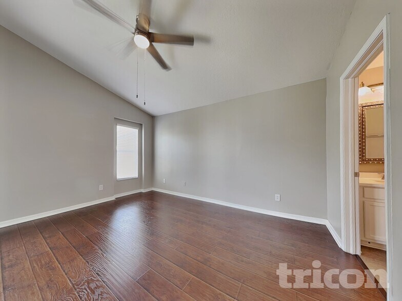 Building Photo - 4213 Branchside Ln