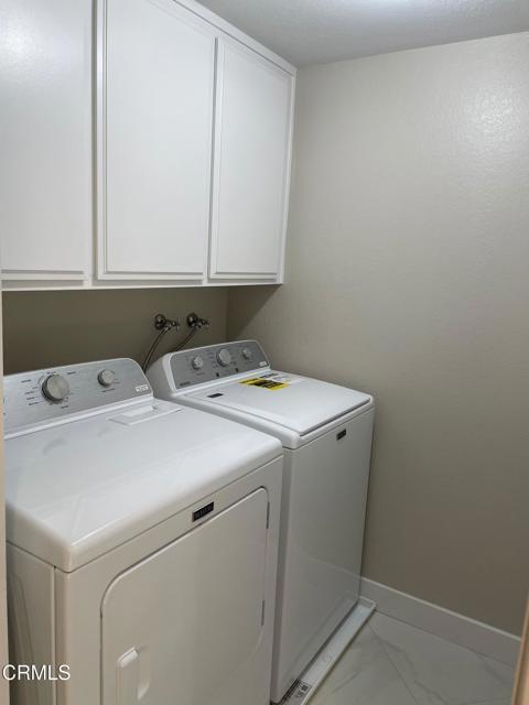 Building Photo - 852 N Monterey St