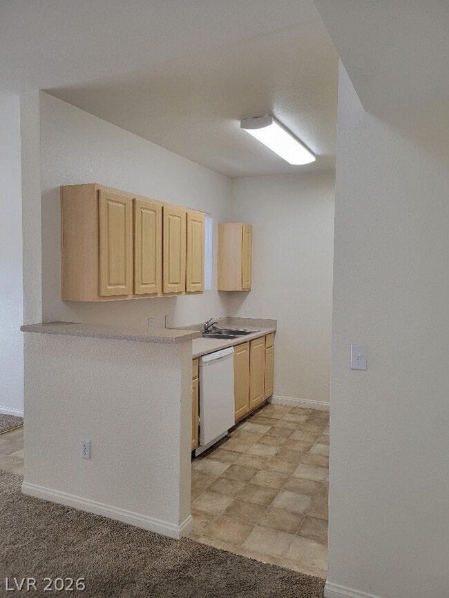 Building Photo - 6955 N Durango Dr