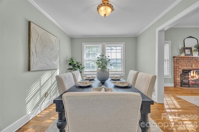 Building Photo - 462 Mock Mill Rd