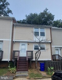 Building Photo - 18939 Pine Ridge Ln