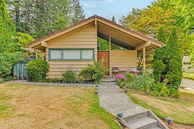 Building Photo - 4426 SW 34th Ave