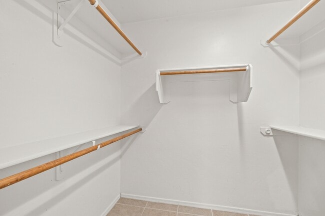 Building Photo - 6673 E Cooperstown Dr