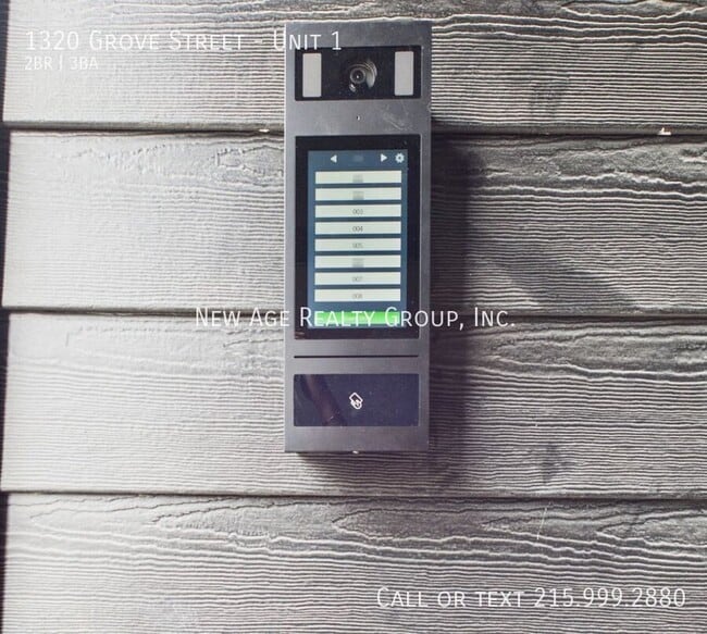 Building Photo - 1320 Grove St