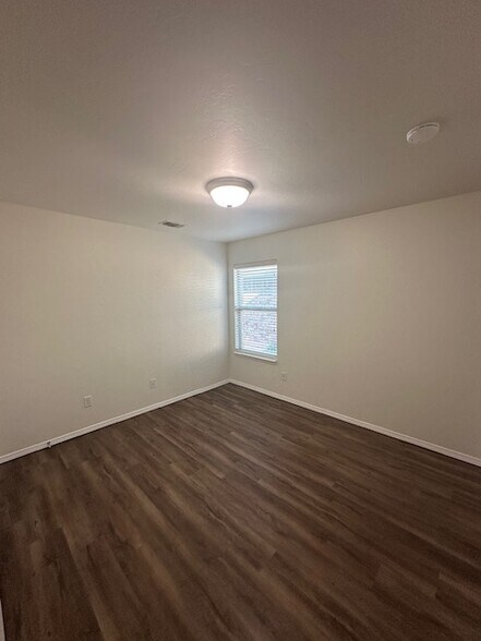 Building Photo - 2828 NW 184th St