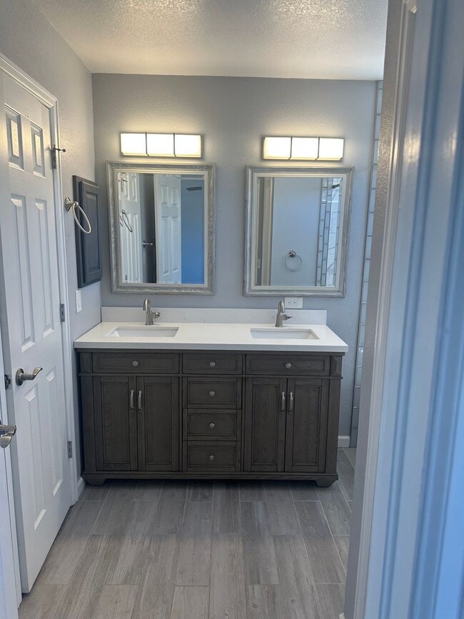 Building Photo - Spacious two-story home located in Woodmen Hills