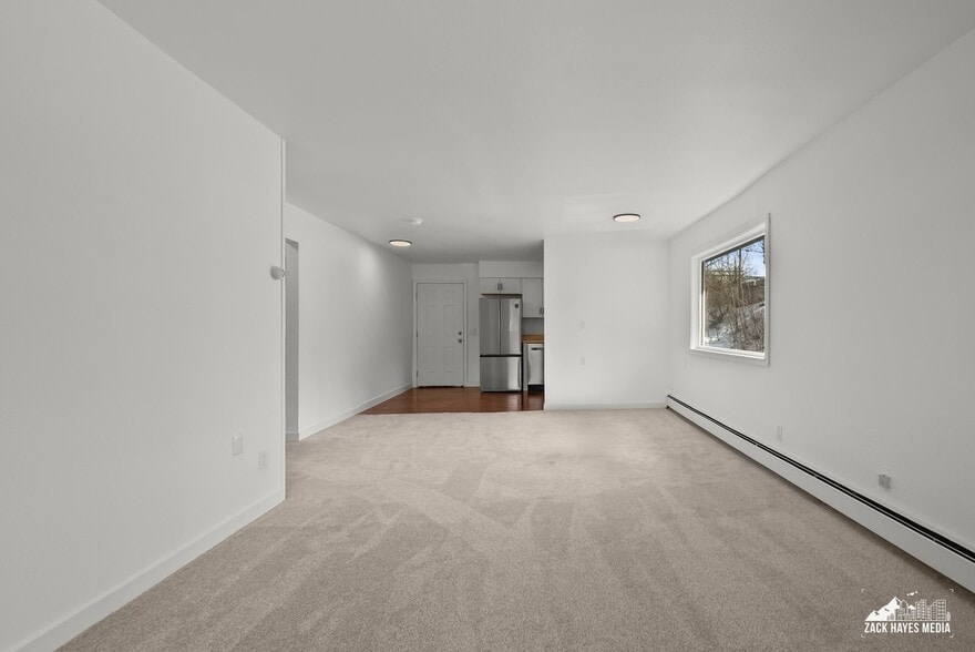 Building Photo - 436 E 11th Ave