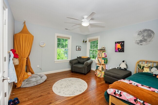 Building Photo - 14 Brattle Ln