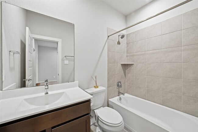 Building Photo - 28922 Yulee Mill Dr