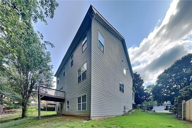 Building Photo - 928 Mill Creek Ave