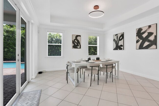 Building Photo - 15270 SW 115th Terrace