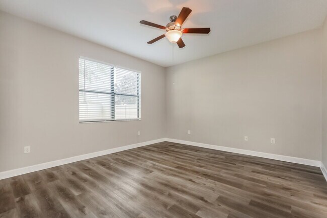 Building Photo - 10053 Celtic Ash Dr