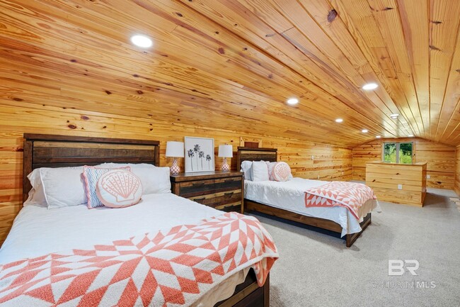 Building Photo - 27522 Burkhardt Dr