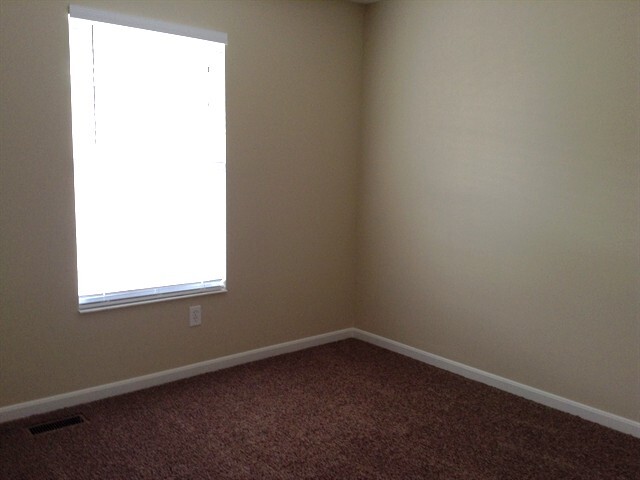 Building Photo - 2043 River Birch Dr