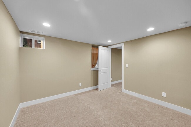 Building Photo - $3,700- Charming and Updated 4 bed, 3 bath Home in West Highland Denver!