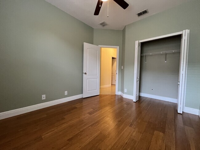 Building Photo - 2825 Whistlewood Dr
