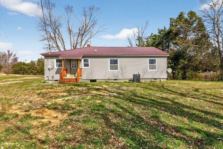 Building Photo - 10208 TN-13