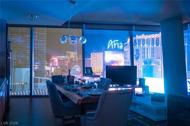 Building Photo - 3722 S Las Vegas Blvd