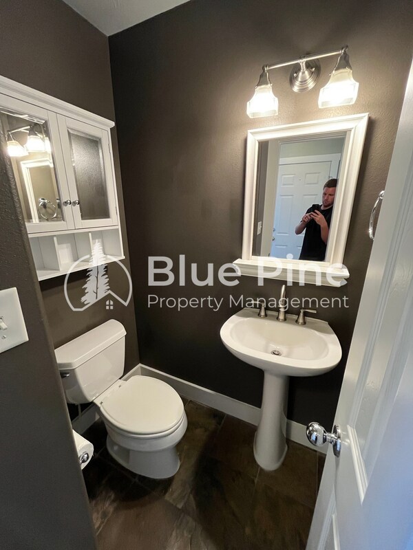 Building Photo - 157 Leesburg Ln