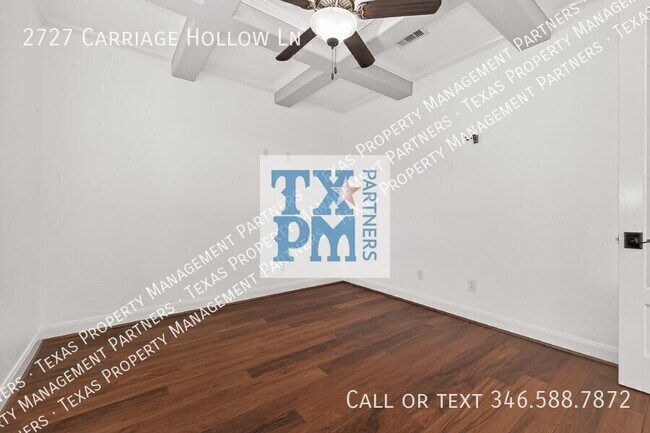 Building Photo - 2727 Carriage Hollow Ln