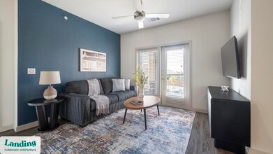 Building Photo - 2825 Main St