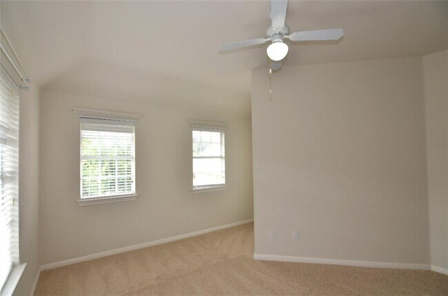 Building Photo - 15024 Galena Dr