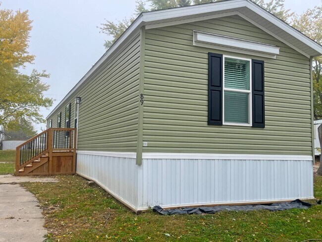 Building Photo - 2404 N 8th St