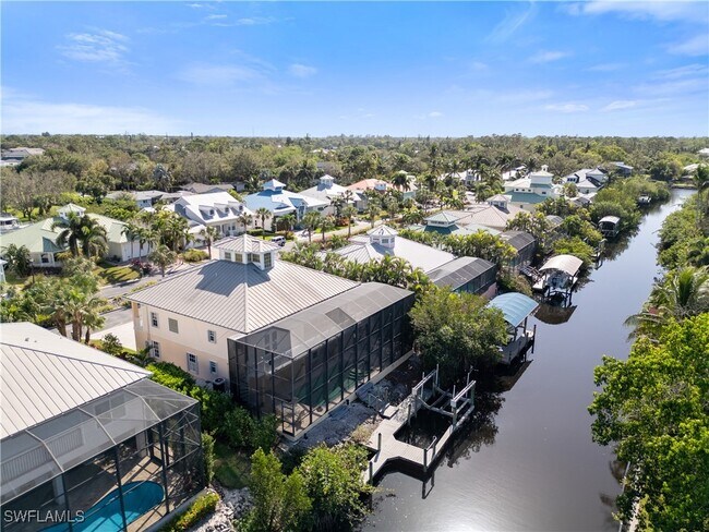Building Photo - 27130 Flamingo Dr