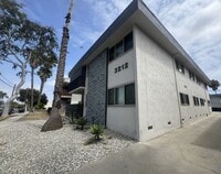 Building Photo - NewB 3212