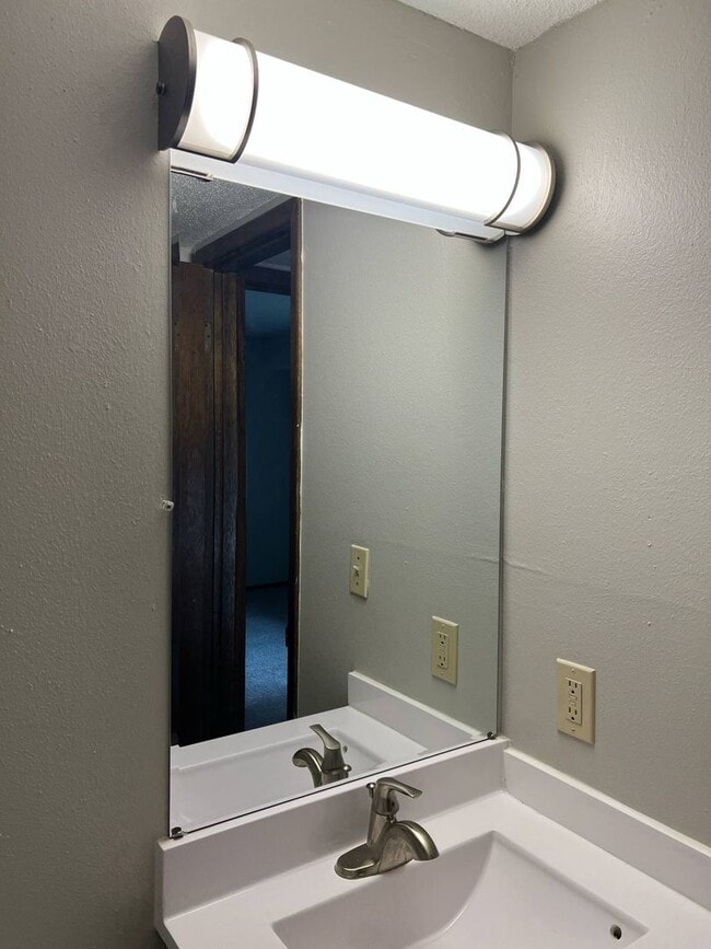 Interior Photo - Lantern Square Condominiums