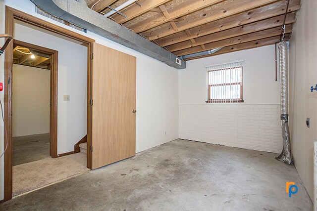 Building Photo - 3441 Portia St