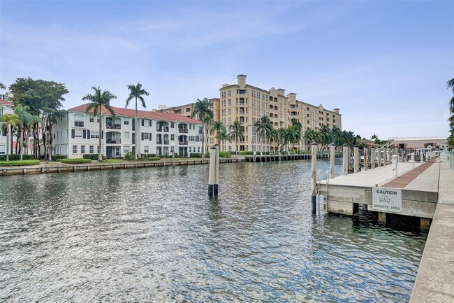 Building Photo - 3000 NE 188th St