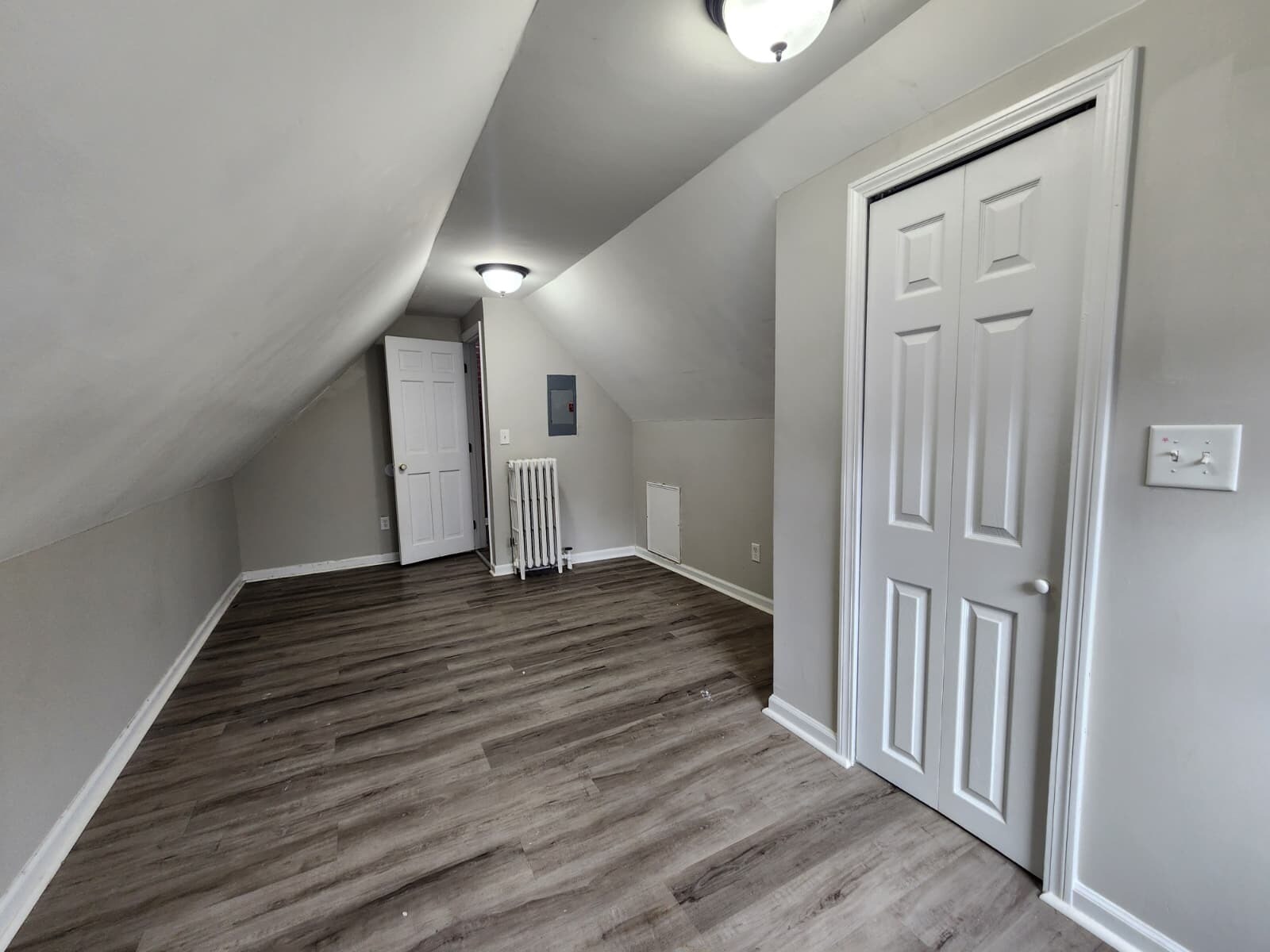 Building Photo - 515 Quinnipiac Ave