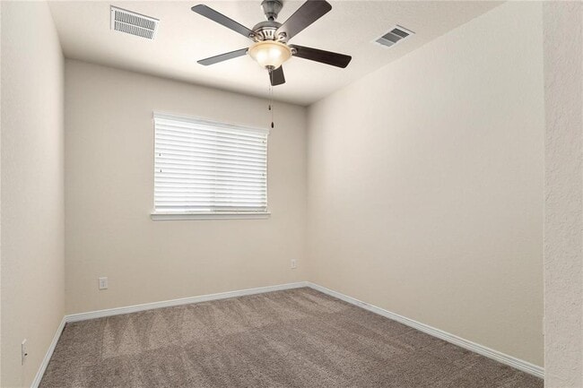 Building Photo - 1511 Peyton Oaks Pl