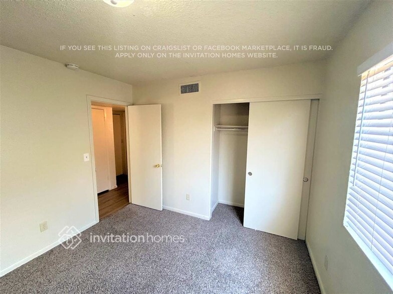 Building Photo - 8850 W Fairmount Ave