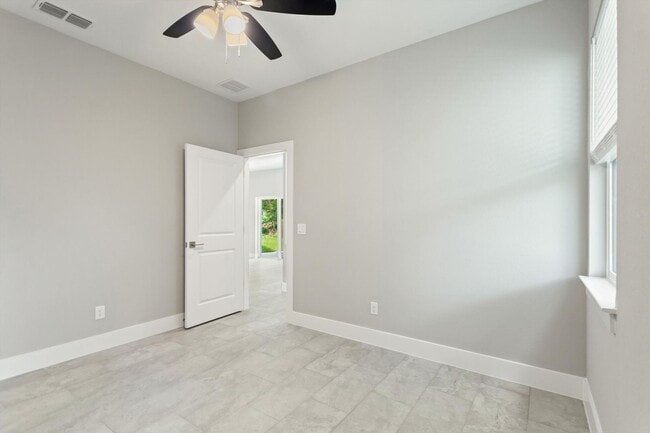 Building Photo - 3310 Traverse Ave