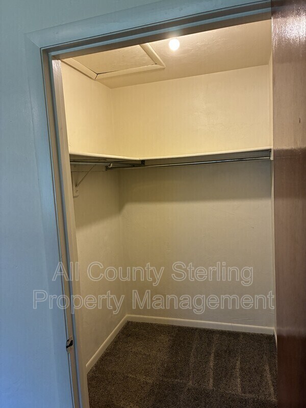 Building Photo - 4501 SW 71st Terrace