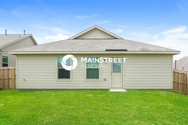 Building Photo - 3 Bedroom Pet-Friendly Home in Fort Worth, TX with Main Street Renewal
