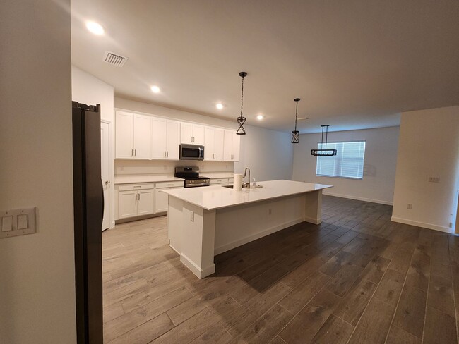 Building Photo - Beautiful New Construction 3BR/ 3BA/ 3 Car...