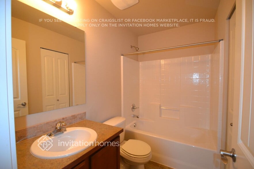 Building Photo - 23417 77th Ave E