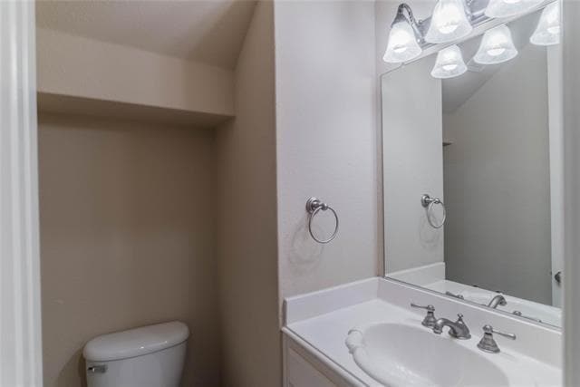 Building Photo - 11775 Frontier Dr